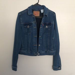 Levi jacket (hardly worn)